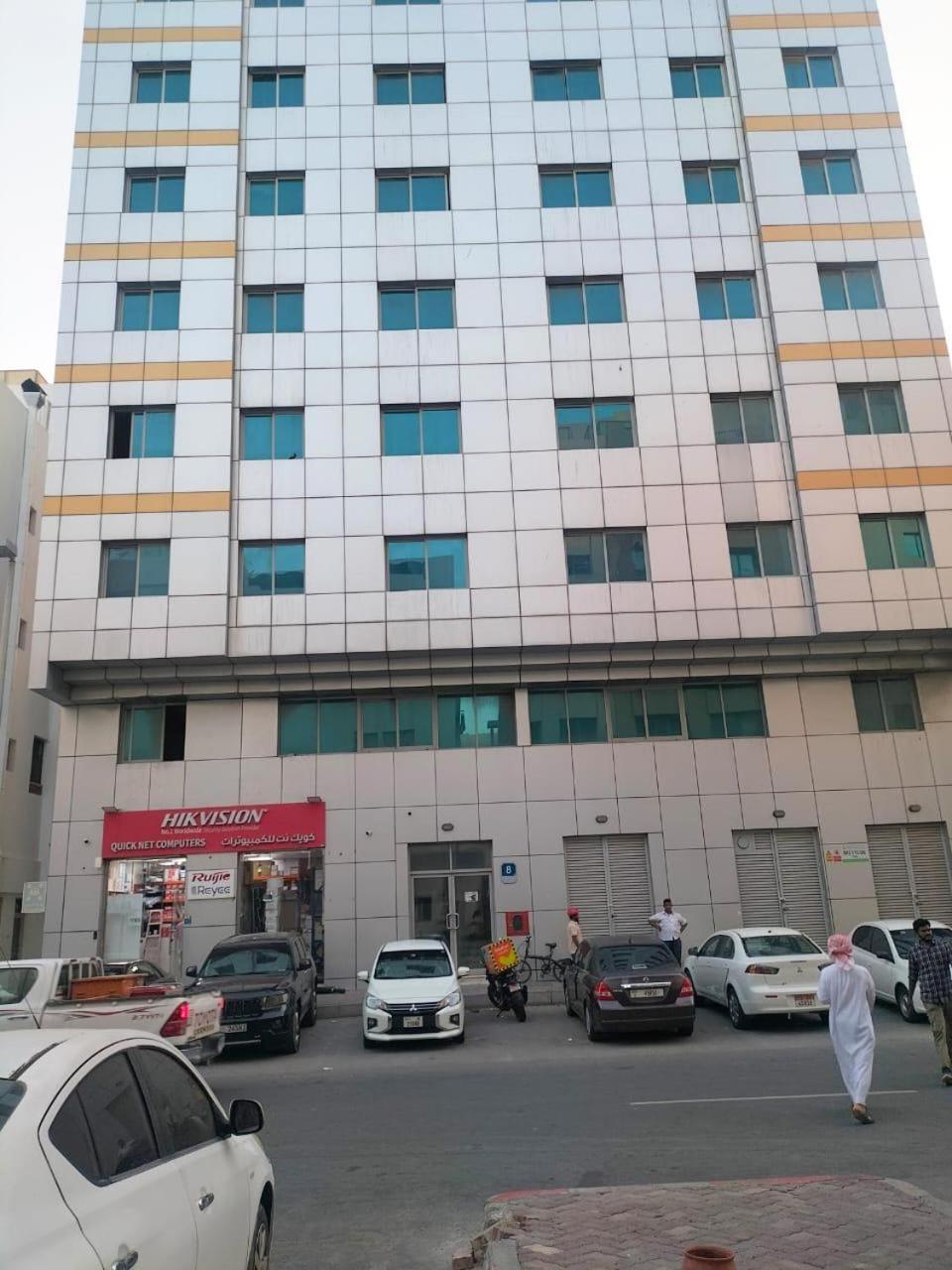 Проживання в сім'ї Tourist Family And Couple Abudhabi Baith Al Jannah Llc Абу-Дабі